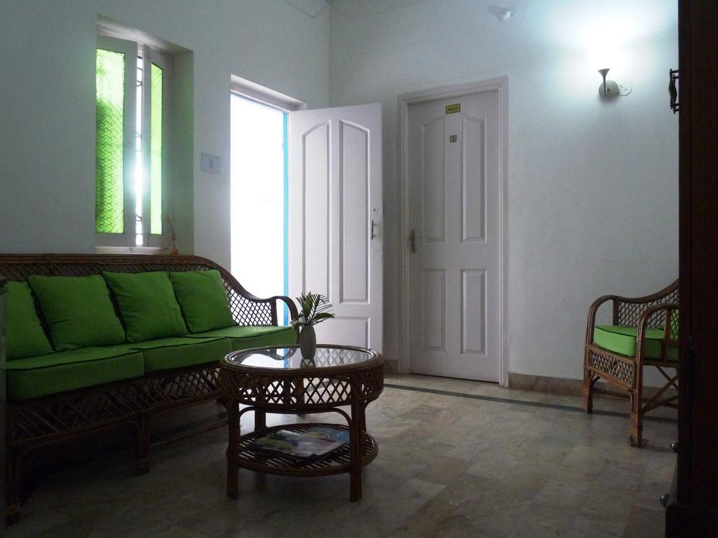 L'Escale Hotel Pondicherry Bagian luar foto